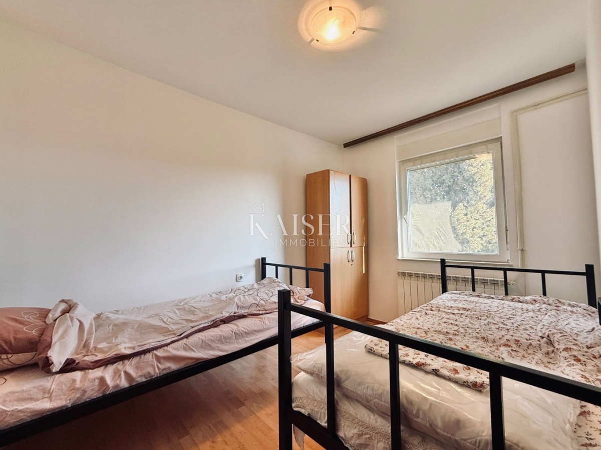 Rijeka, Grbci - casa con 2 appartamenti e giardino