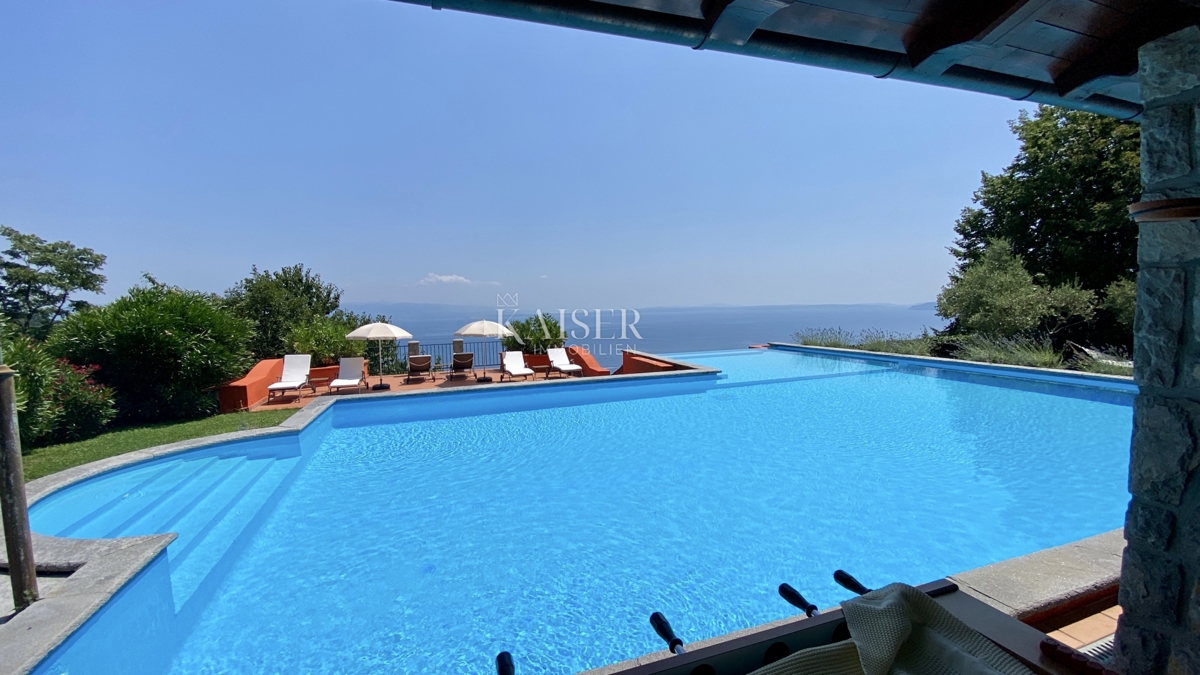 Riviera di Opatija - Tenuta con vista panoramica e 2,5 ettari di terreno
