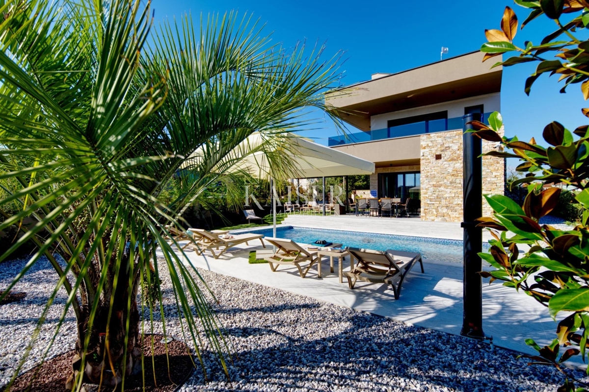 Villa Marčana, 200m2