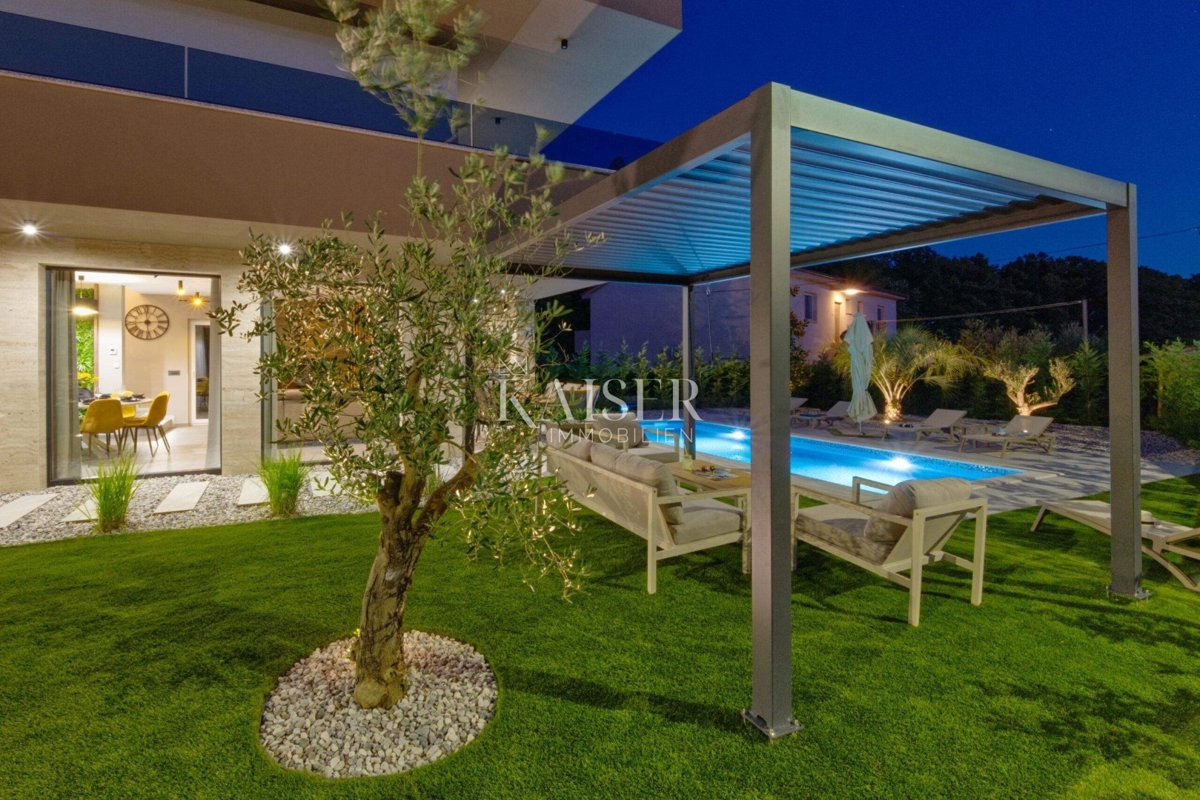 Villa Marčana, 200m2