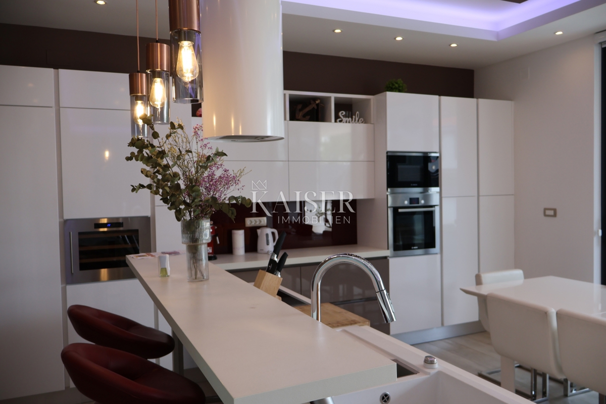 Villa Šmrika, Kraljevica, 400m2