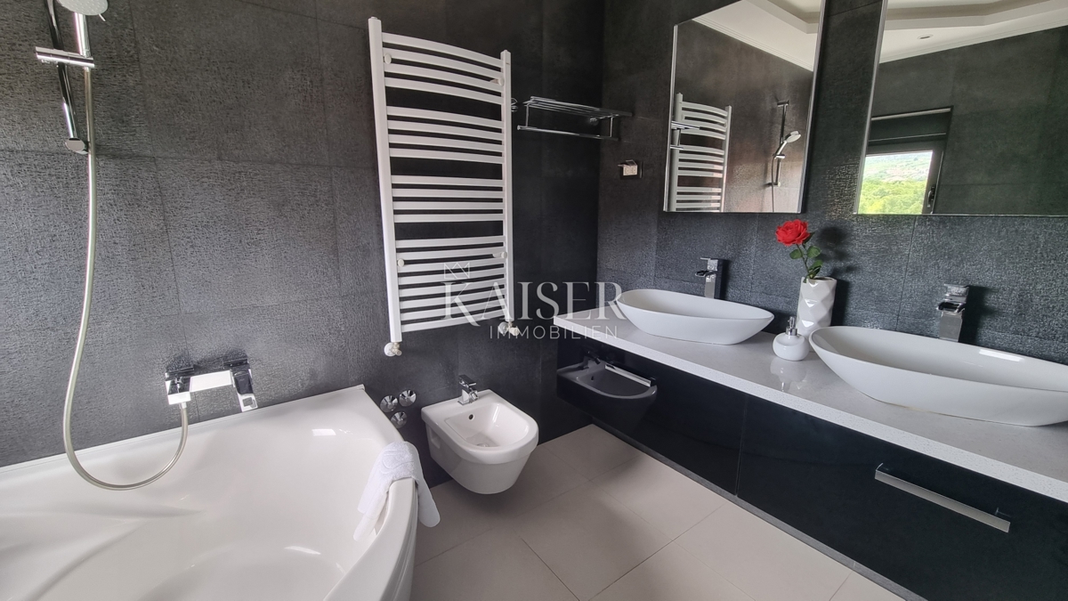 Villa Šmrika, Kraljevica, 400m2