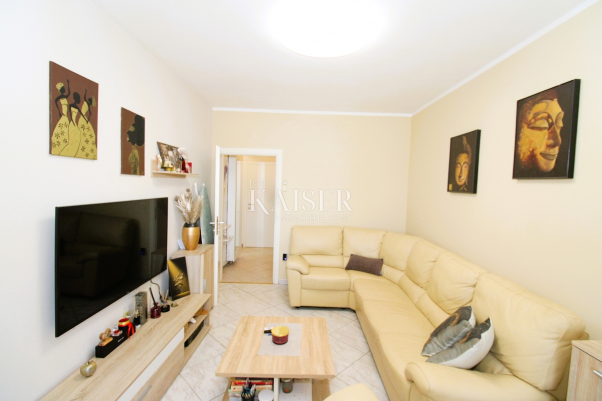 Istria - Parenzo, appartamento al piano terra a soli 2 km dal mare