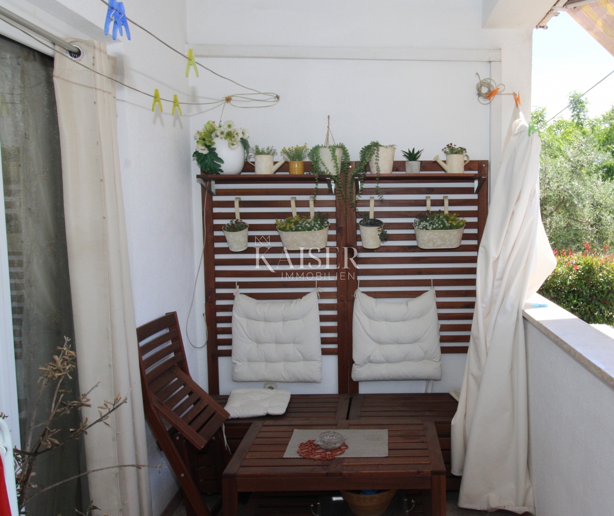 Istria - Parenzo, appartamento al piano terra a soli 2 km dal mare