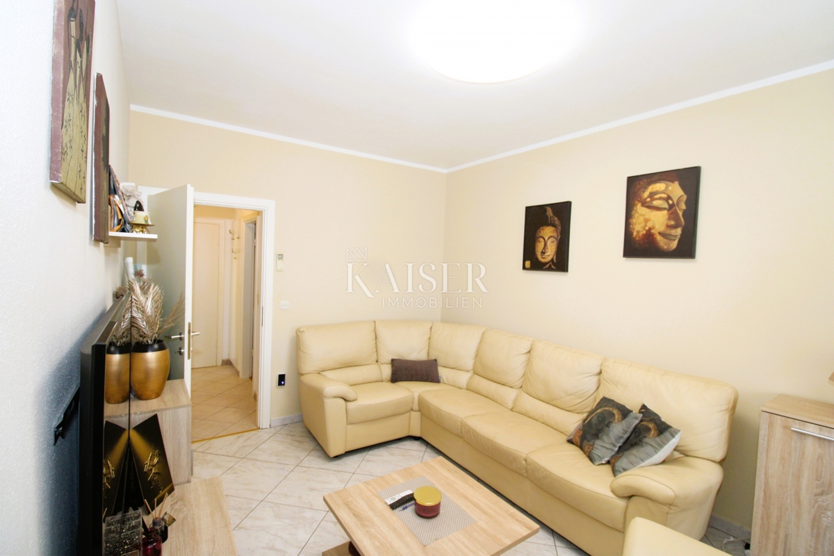 Istria - Parenzo, appartamento al piano terra a soli 2 km dal mare