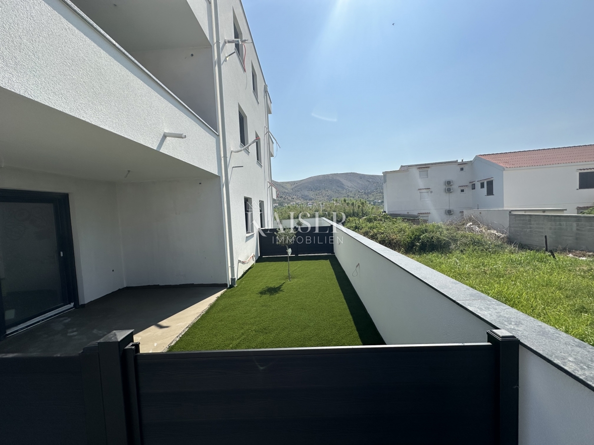Isola di Pag - appartamento 56,05 m2 con giardino, a 70 m dal mare