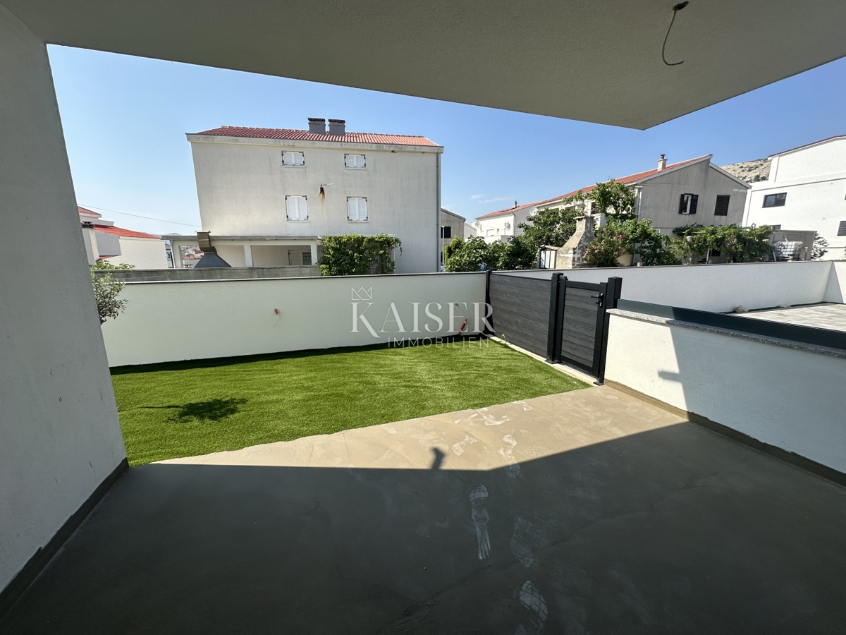 Isola di Pag - appartamento 56,05 m2 con giardino, a 70 m dal mare