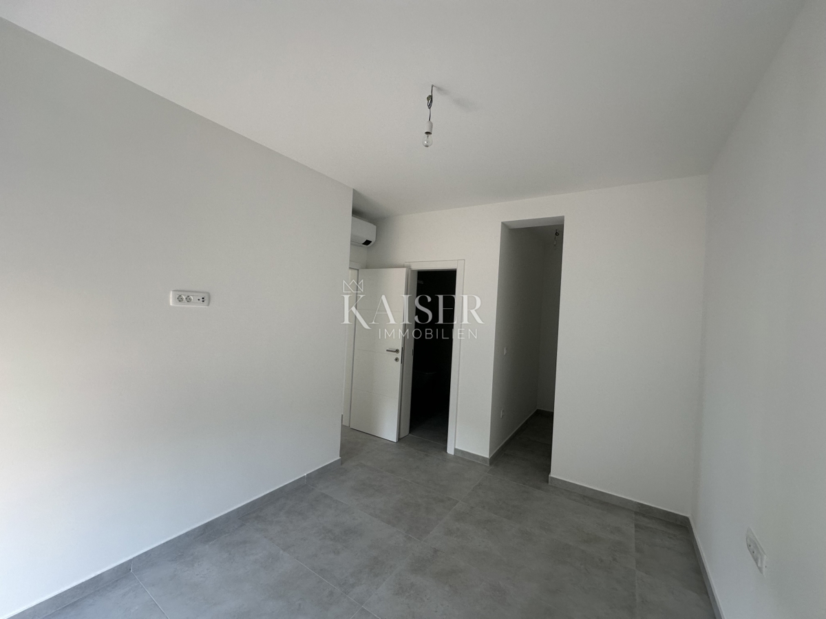 Zara; Kožino - appartamento 135 m2 con piscina in riva al mare