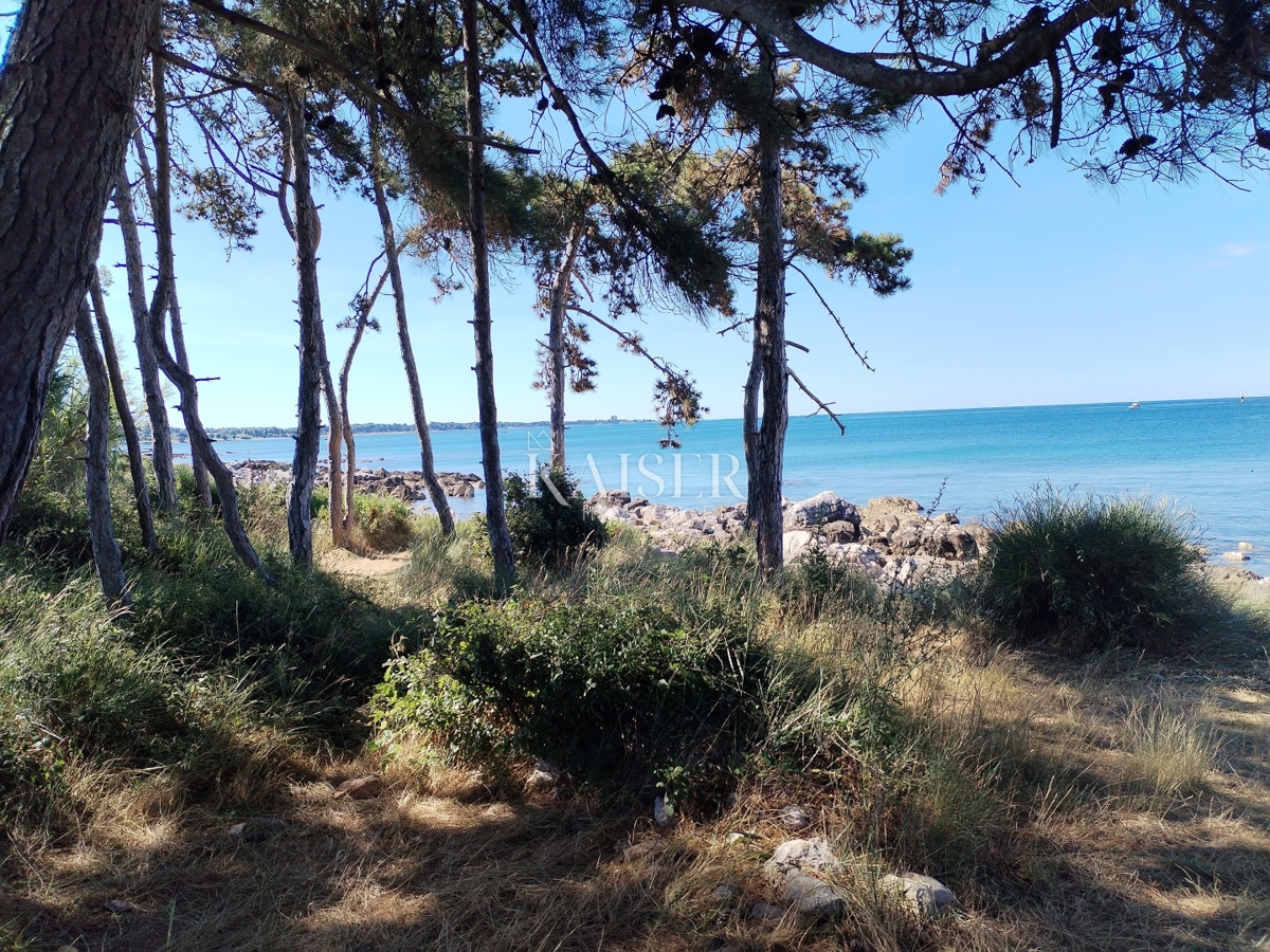 Istria, Umago, posizione esclusiva, seconda fila dal mare, T1