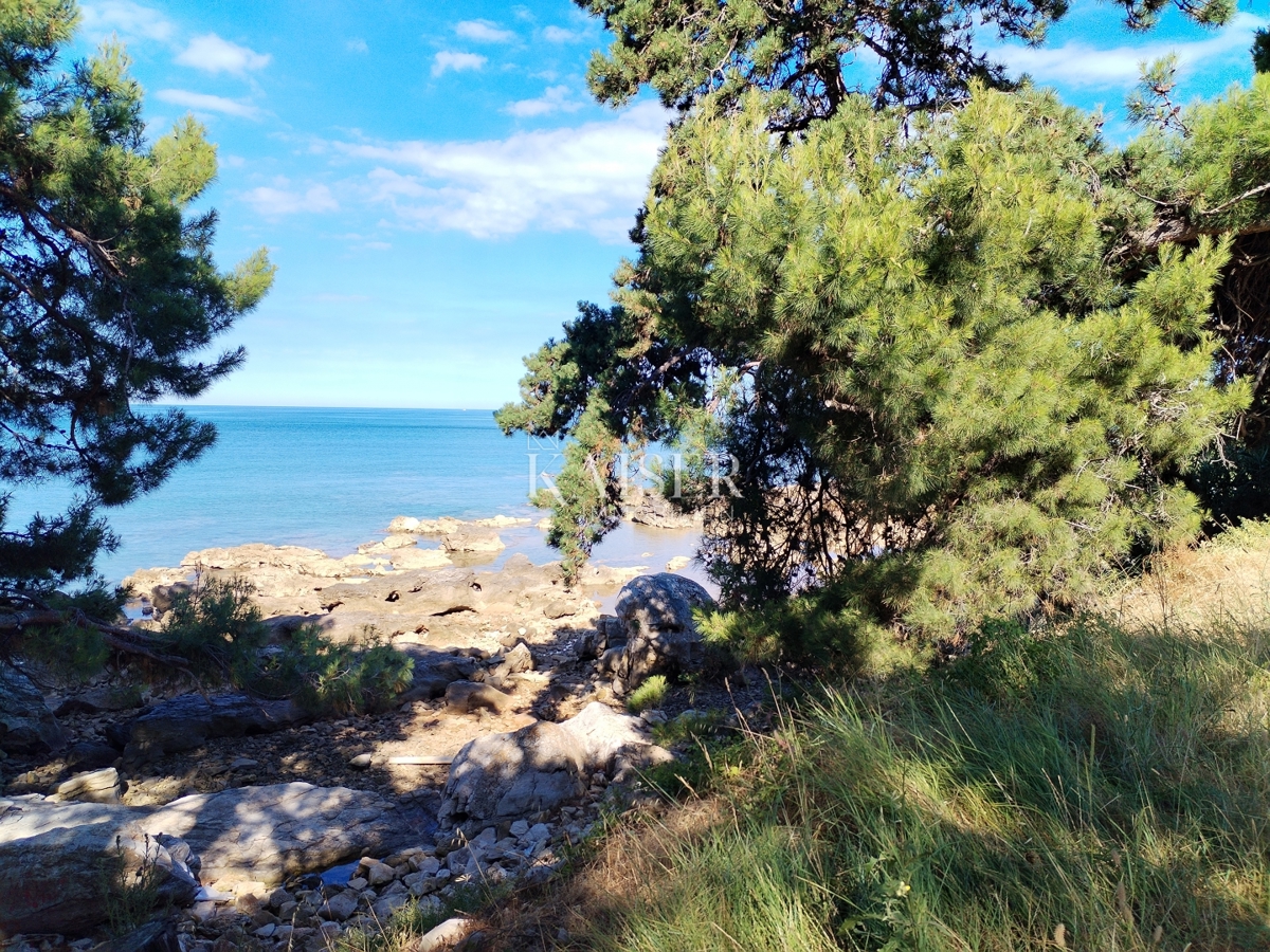 Istria, Umago, posizione esclusiva, seconda fila dal mare, T1