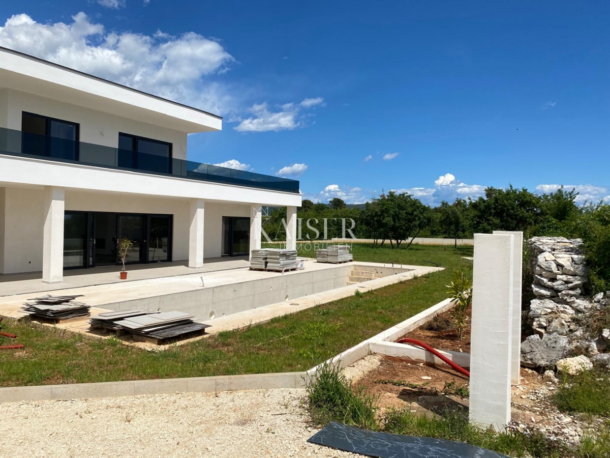 Istria, Rakalj - villa in posizione unica con vista panoramica 