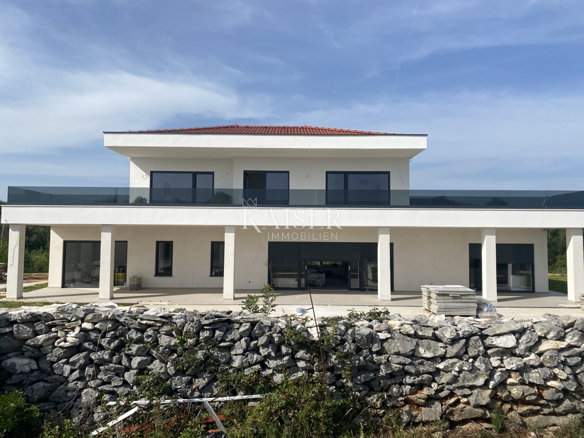 Istria, Rakalj - villa in posizione unica con vista panoramica 