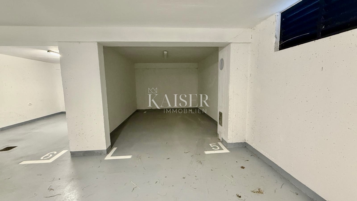 ZaraSukošan: Appartamento con tre camere da letto a 50 m dal mare con vista e terrazza