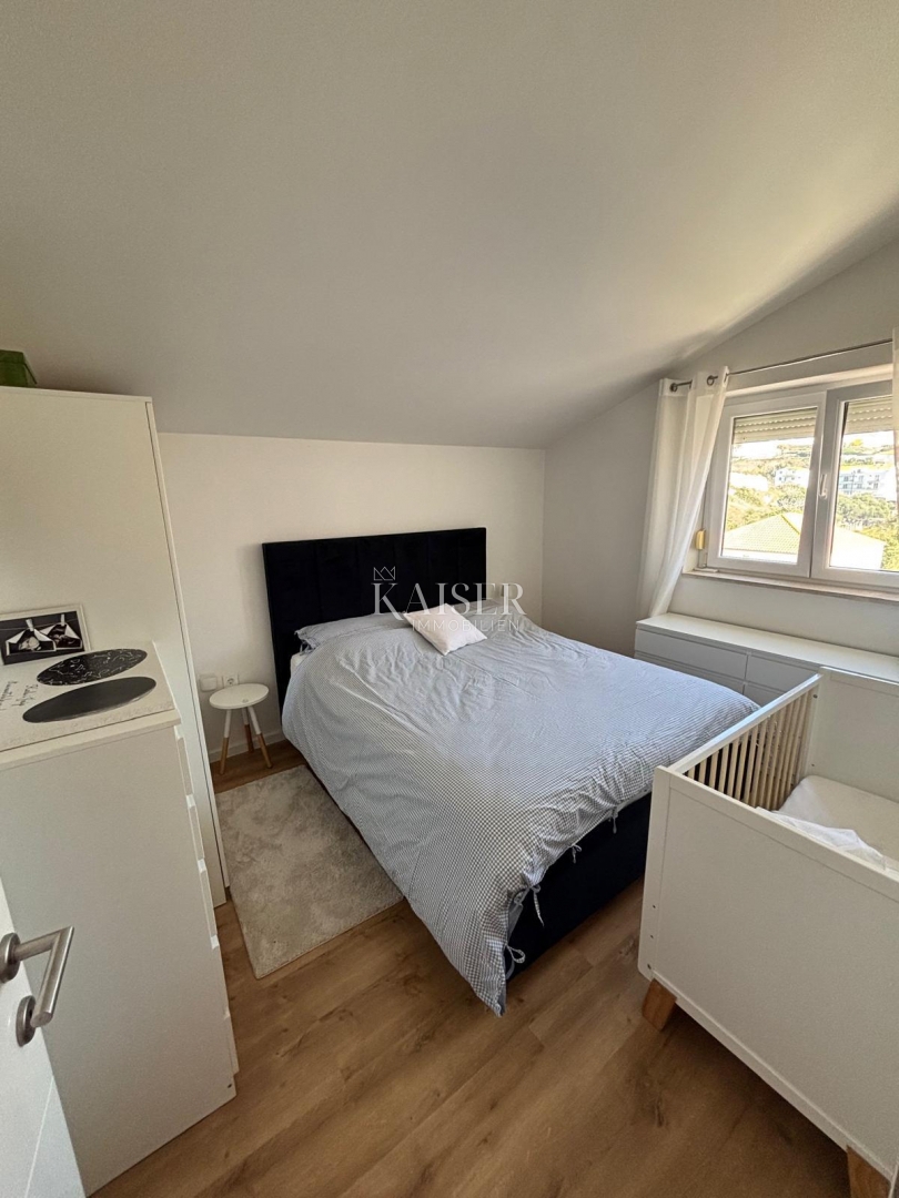 Spalato, Žnjan - appartamento con tre camere da letto 120 m2 con vista mare