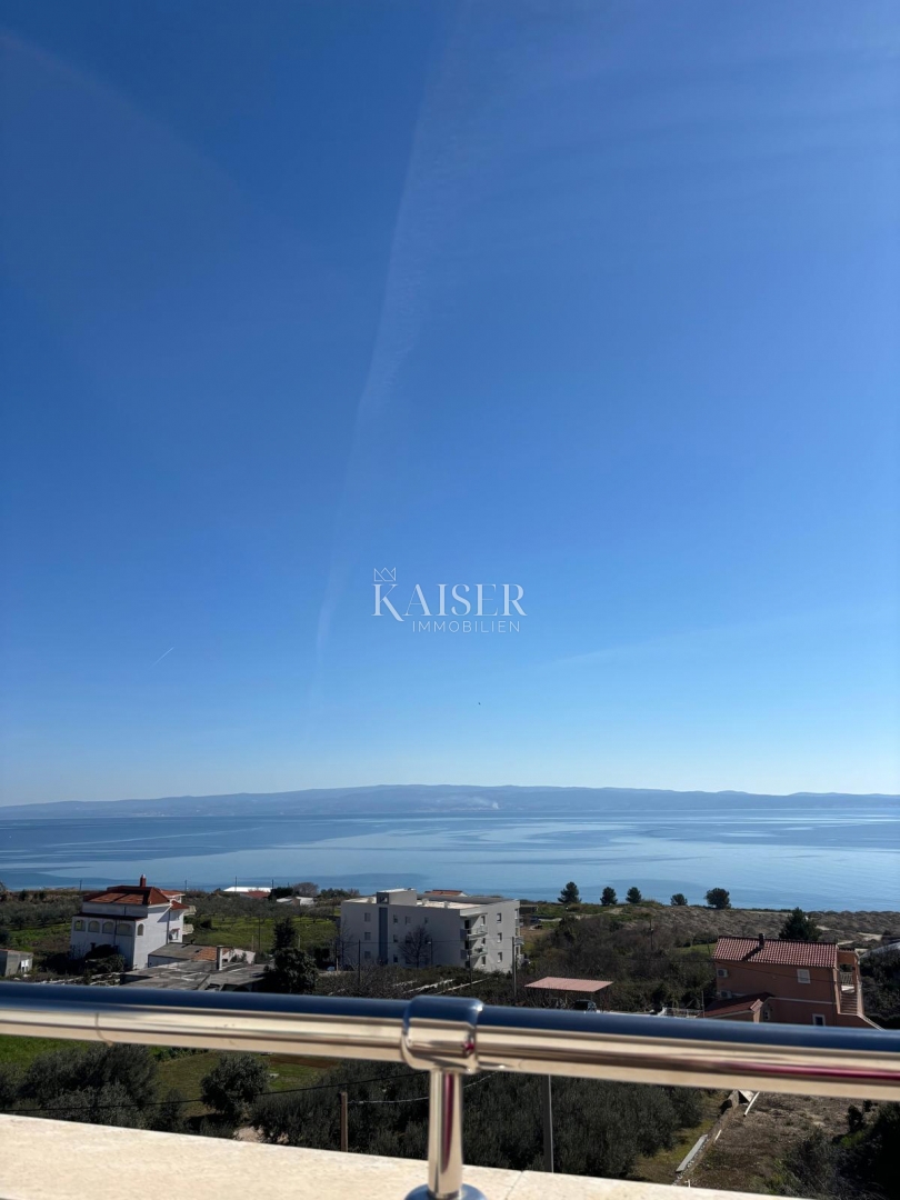 Spalato, Žnjan - appartamento con tre camere da letto 120 m2 con vista mare