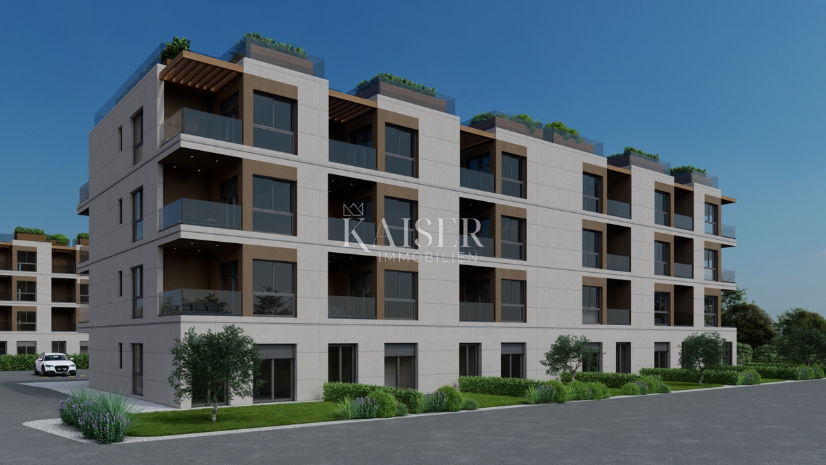 Istria - Parenzo, appartamento con due camere da letto al secondo piano