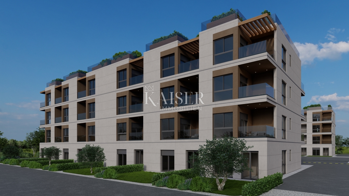 Istria - Parenzo, appartamento con due camere da letto al secondo piano