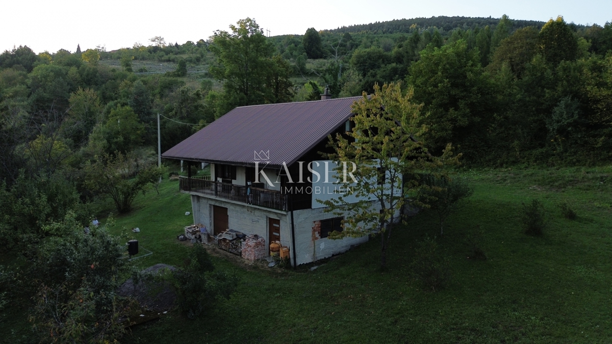 Gorski kotar, Vrbovsko - casa con ampio giardino, solo nella nostra offerta!