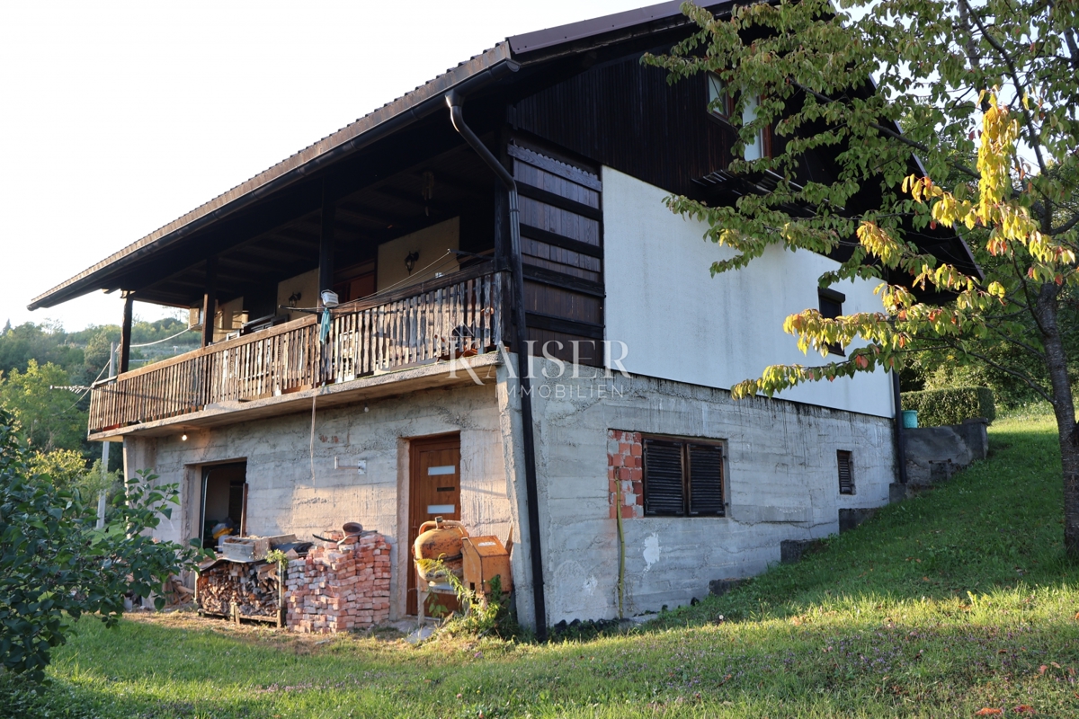Gorski kotar, Vrbovsko - casa con ampio giardino, solo nella nostra offerta!
