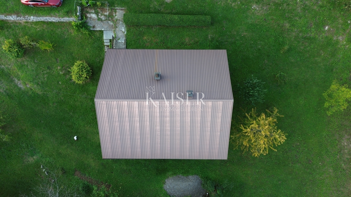 Gorski kotar, Vrbovsko - casa con ampio giardino, solo nella nostra offerta!