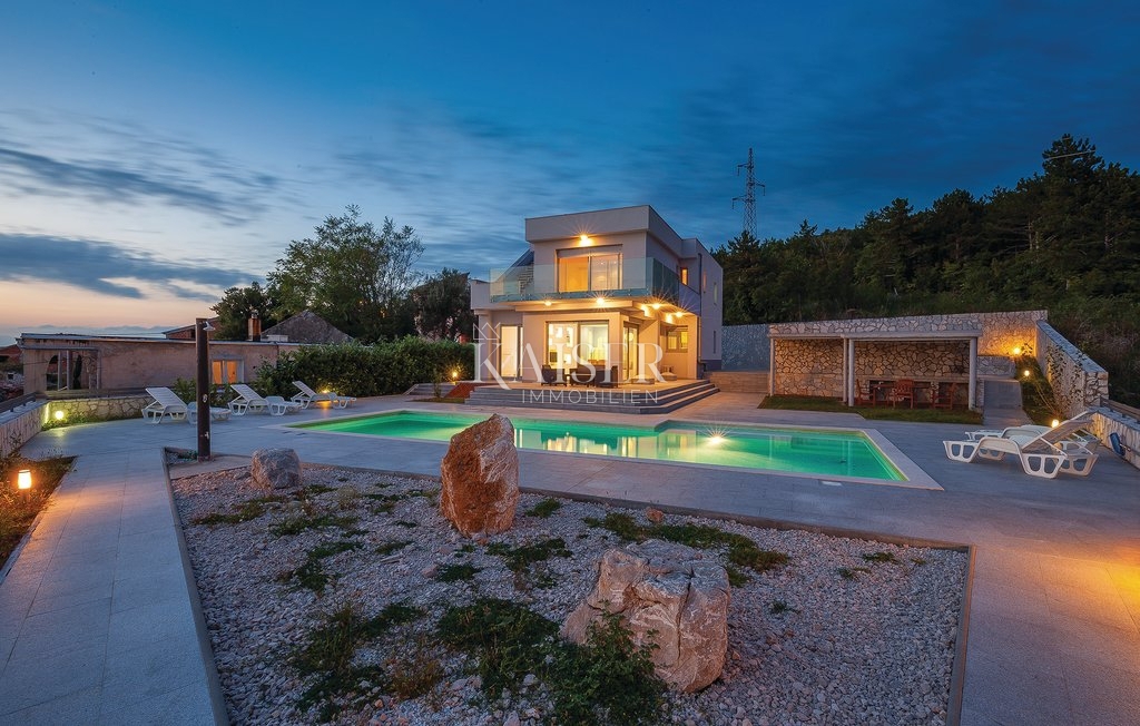 Crikvenica – Esclusiva villa di lusso con piscina e vista panoramica sul mare
