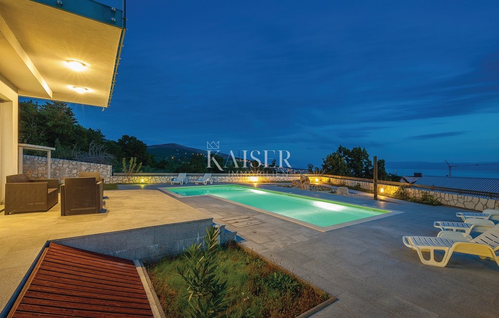 Crikvenica – Esclusiva villa di lusso con piscina e vista panoramica sul mare