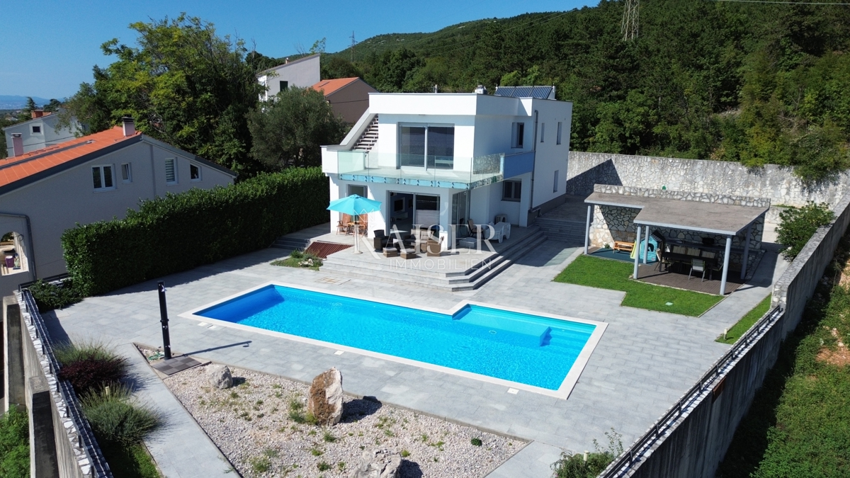 Crikvenica – Esclusiva villa di lusso con piscina e vista panoramica sul mare