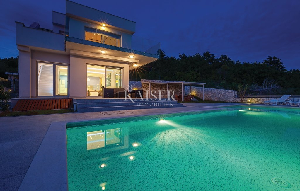 Crikvenica – Esclusiva villa di lusso con piscina e vista panoramica sul mare