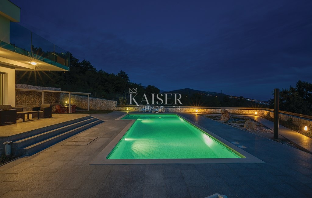 Crikvenica – Esclusiva villa di lusso con piscina e vista panoramica sul mare