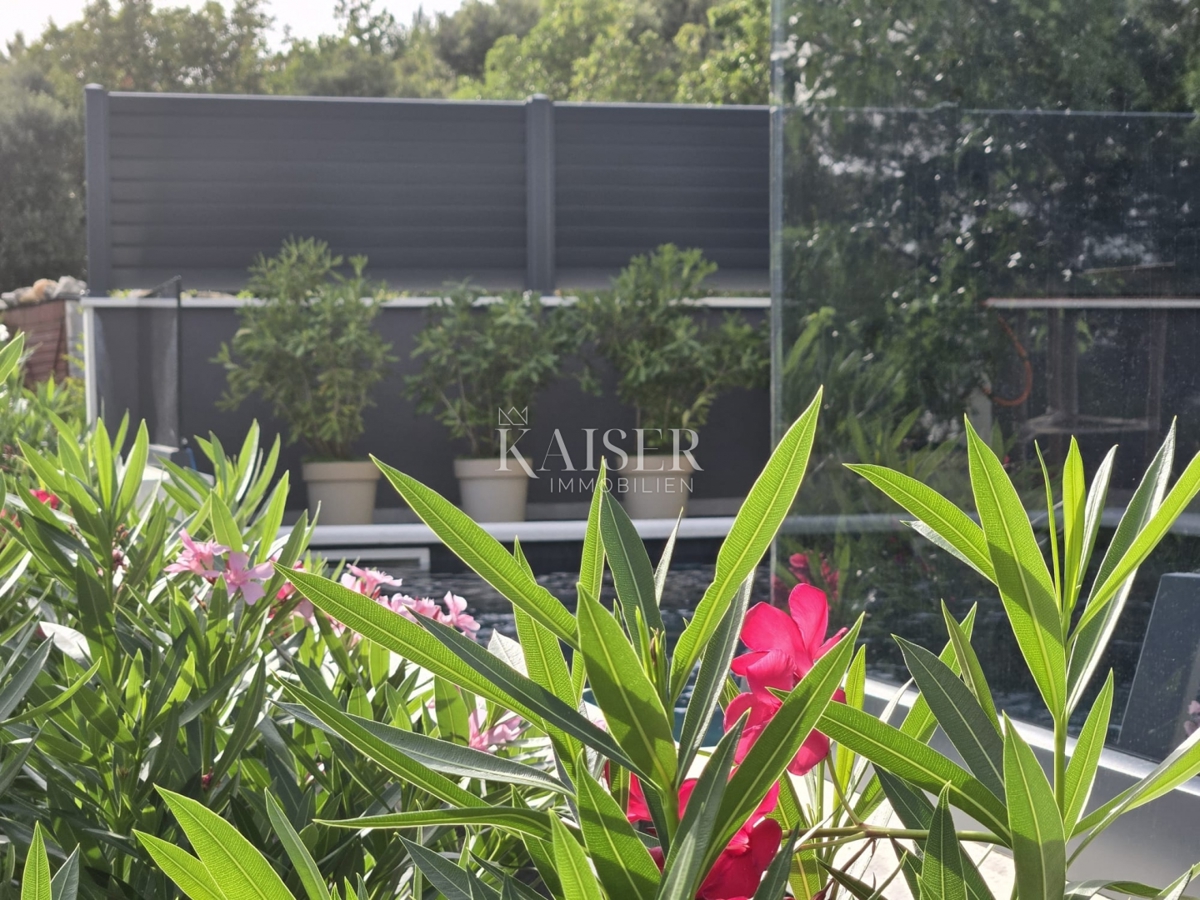 Zara, Posedarje - villa esclusiva prima fila al mare con accesso privato al mare