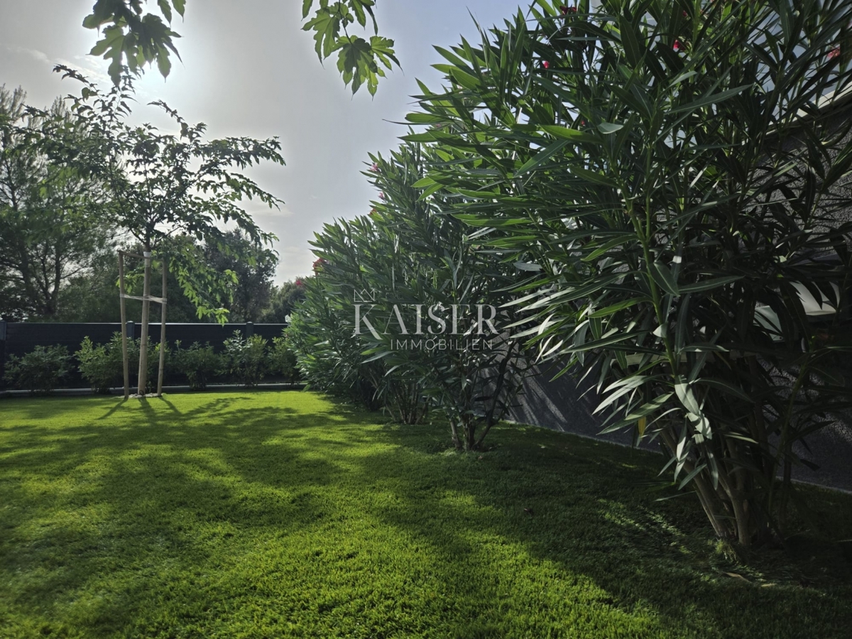 Zara, Posedarje - villa esclusiva prima fila al mare con accesso privato al mare