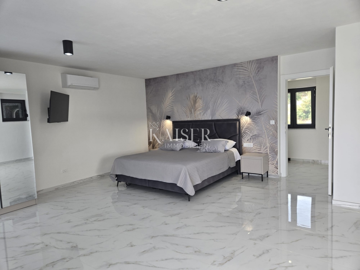 Zara, Posedarje - villa esclusiva prima fila al mare con accesso privato al mare