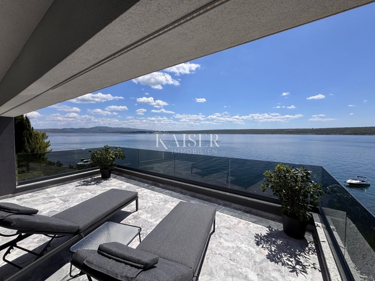 Zara, Posedarje - villa esclusiva prima fila al mare con accesso privato al mare