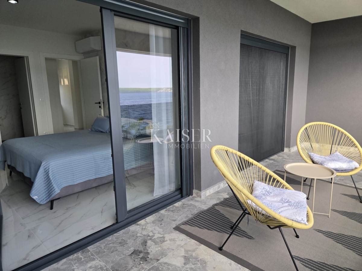 Zara, Posedarje - villa esclusiva prima fila al mare con accesso privato al mare