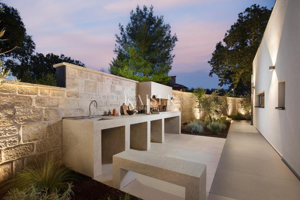 Istria, Rovigno – Esclusiva villa di 200 m2 per veri edonisti