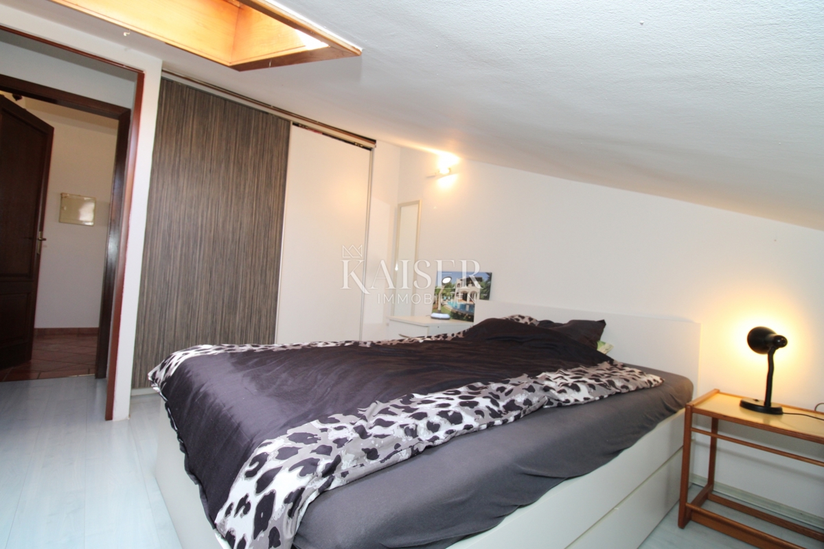 Istria - Parenzo, appartamento con vista mare