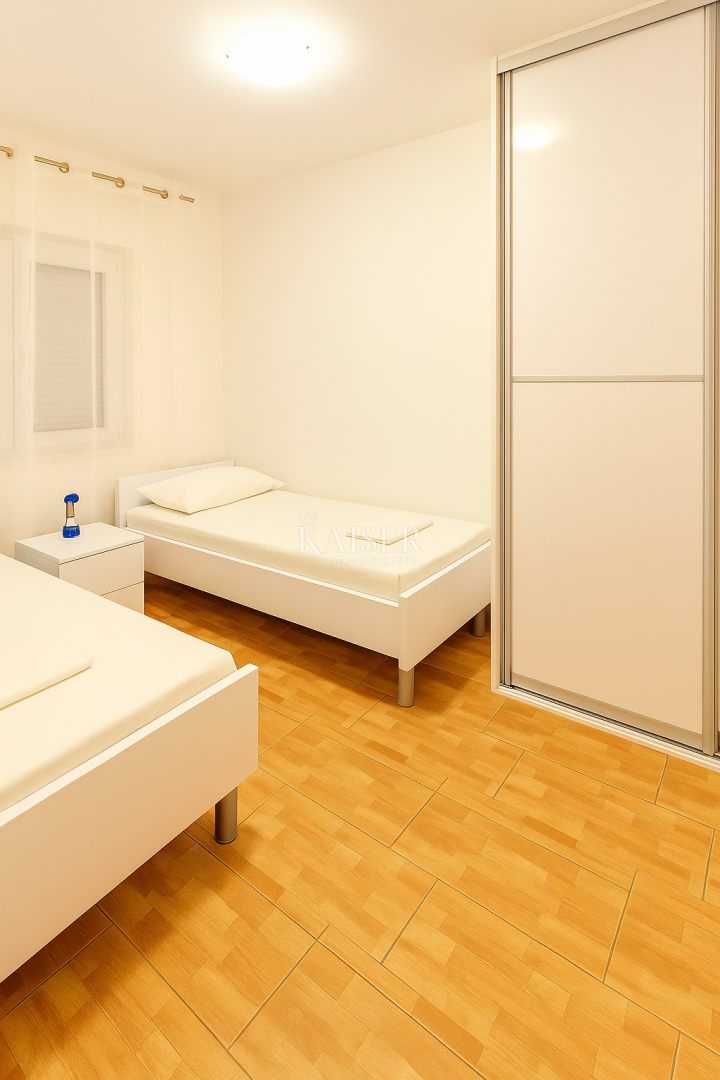 Zara – Petrčane – Casa con 2 appartamenti e vista mare