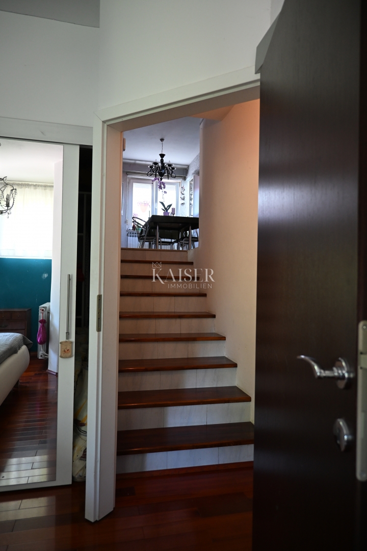 Crikvenica - appartamento con tre camere da letto e ampio giardino