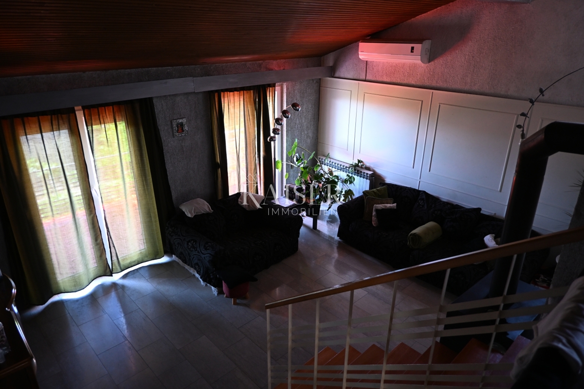 Crikvenica - appartamento con tre camere da letto e ampio giardino