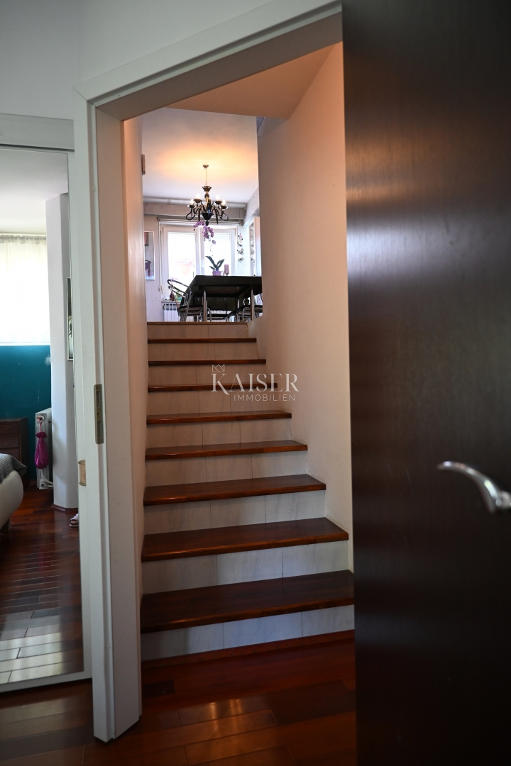 Crikvenica - appartamento con tre camere da letto e ampio giardino