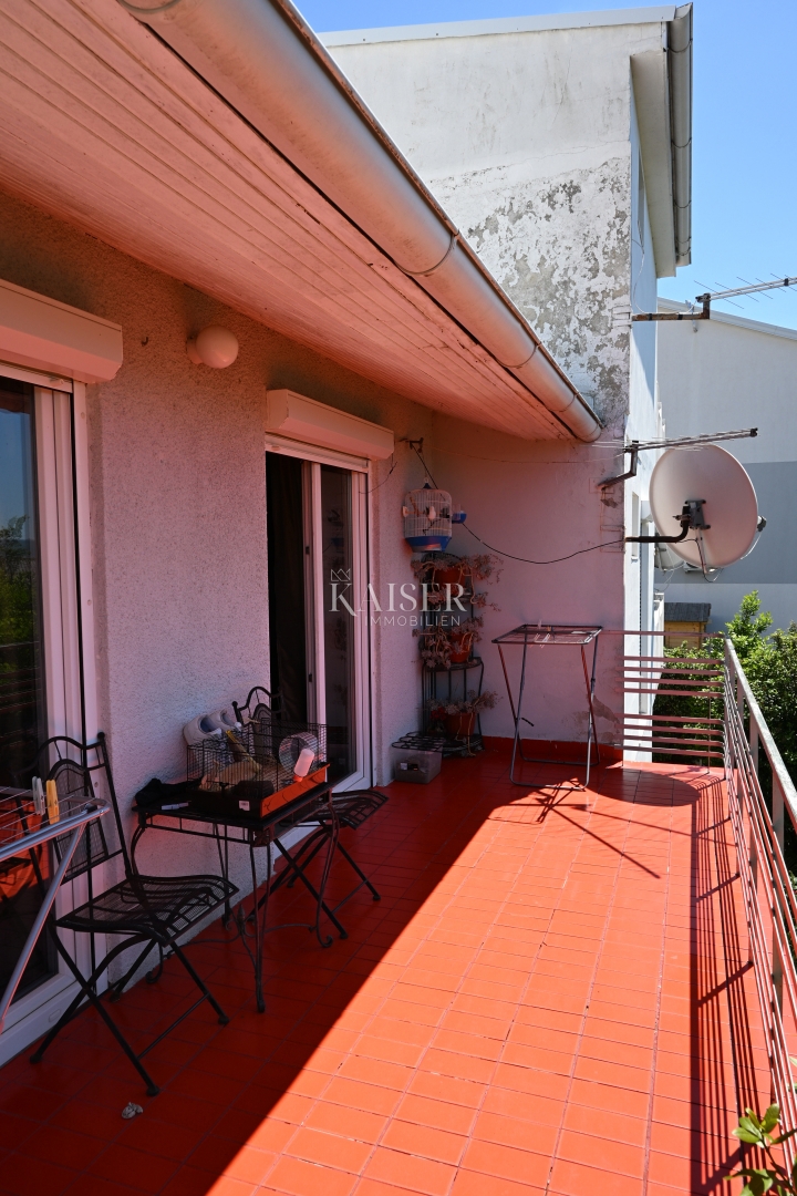 Crikvenica - appartamento con tre camere da letto e ampio giardino