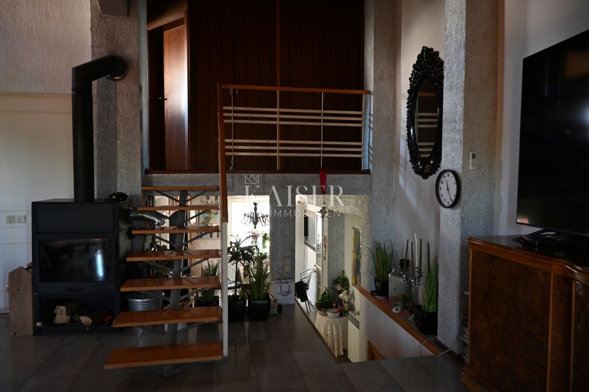 Crikvenica - appartamento con tre camere da letto e ampio giardino