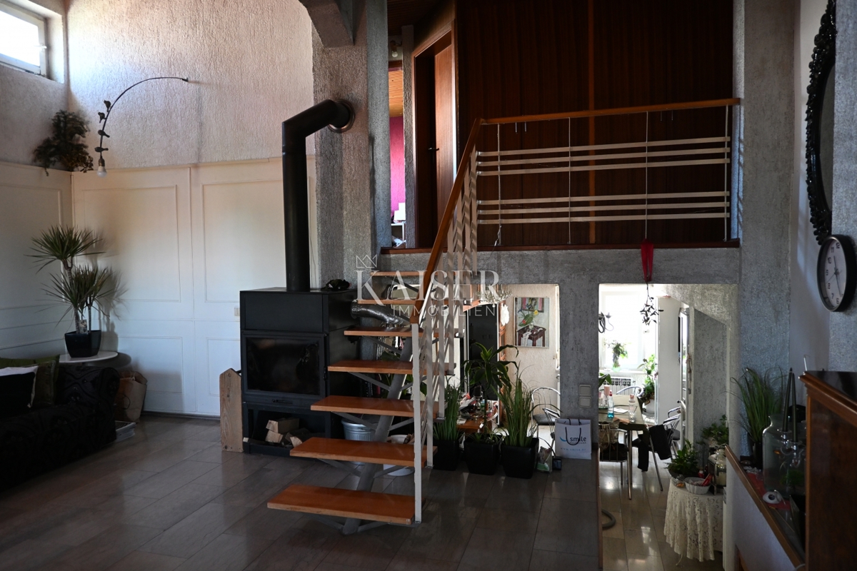 Crikvenica - appartamento con tre camere da letto e ampio giardino