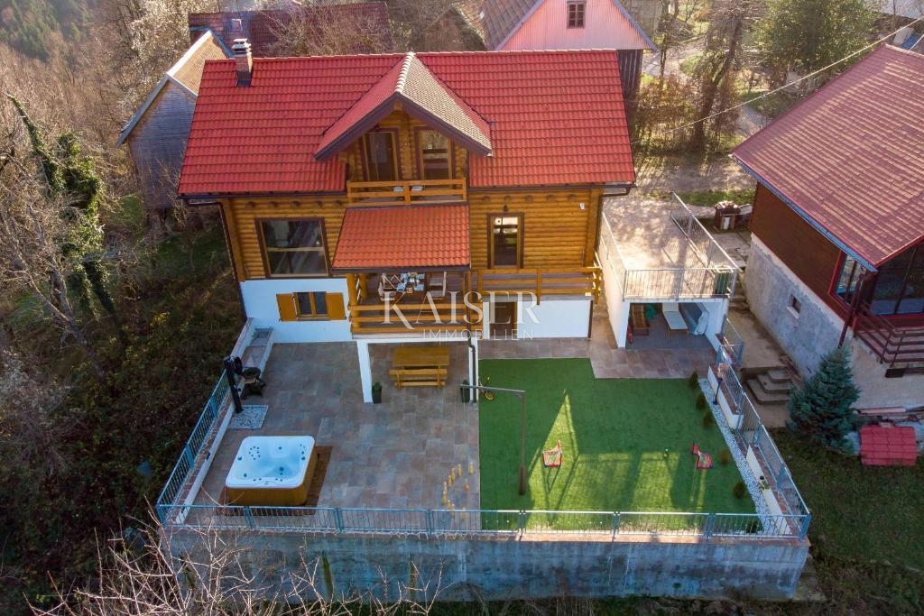 Casa Gornji Turni, Delnice, 167m2