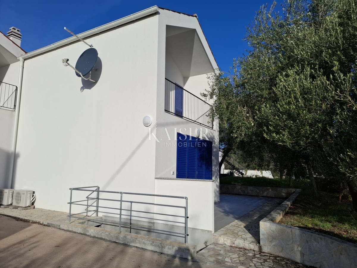 Isola di Lussino, Nerezine, appartamento duplex con vista mare