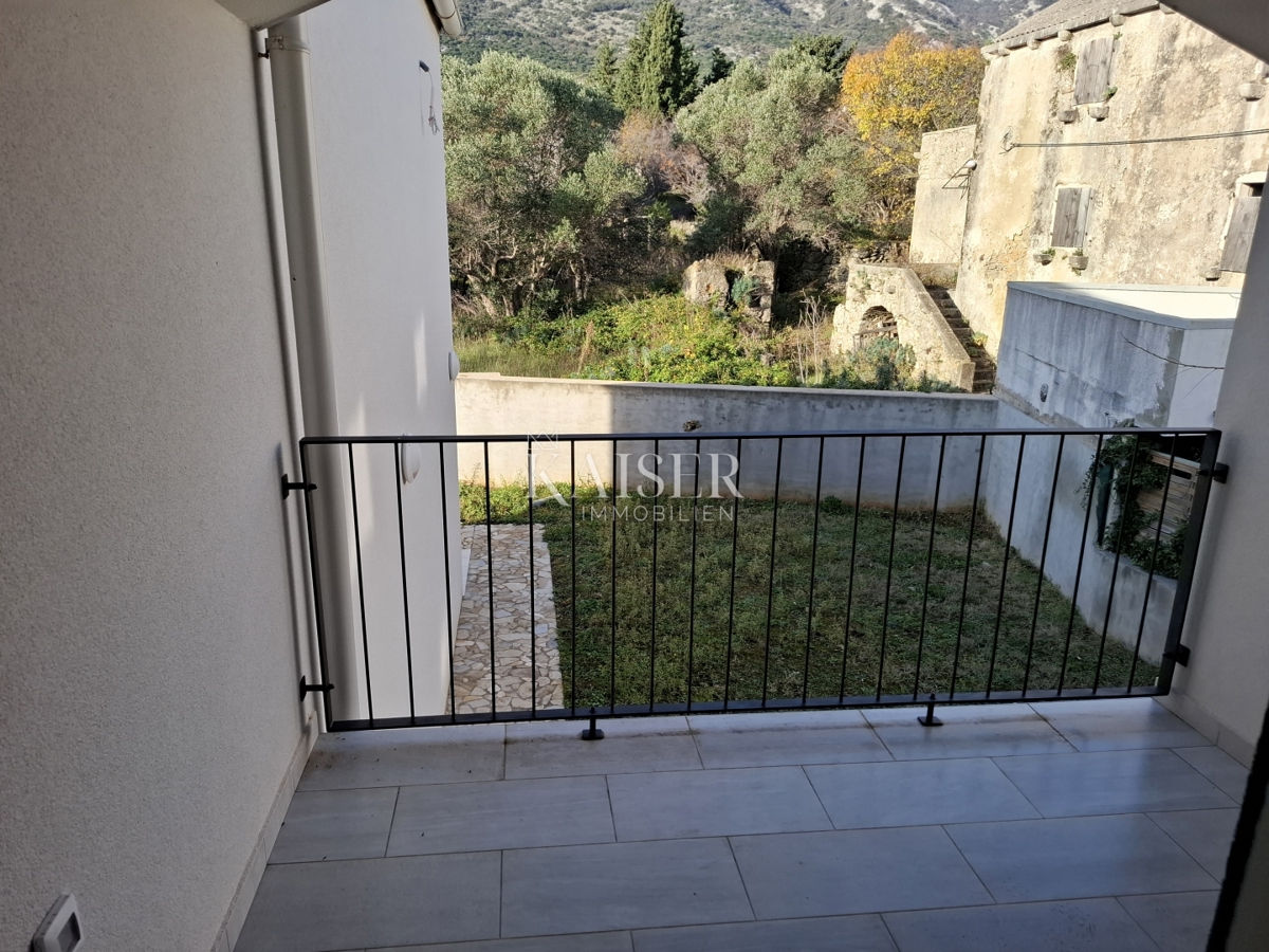 Isola di Lussino, Nerezine, appartamento duplex con vista mare