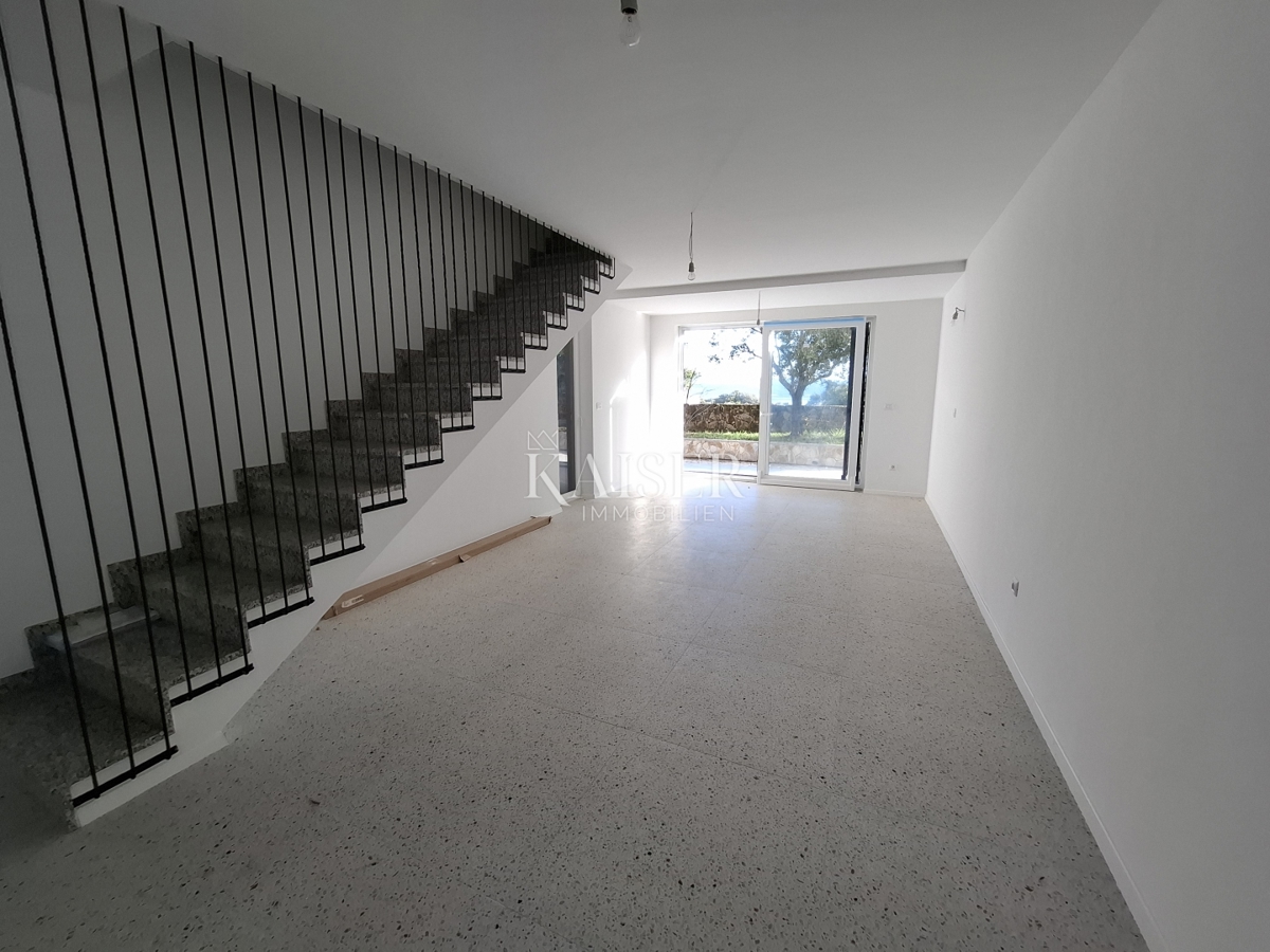 Isola di Lussino, Nerezine, appartamento duplex con vista mare