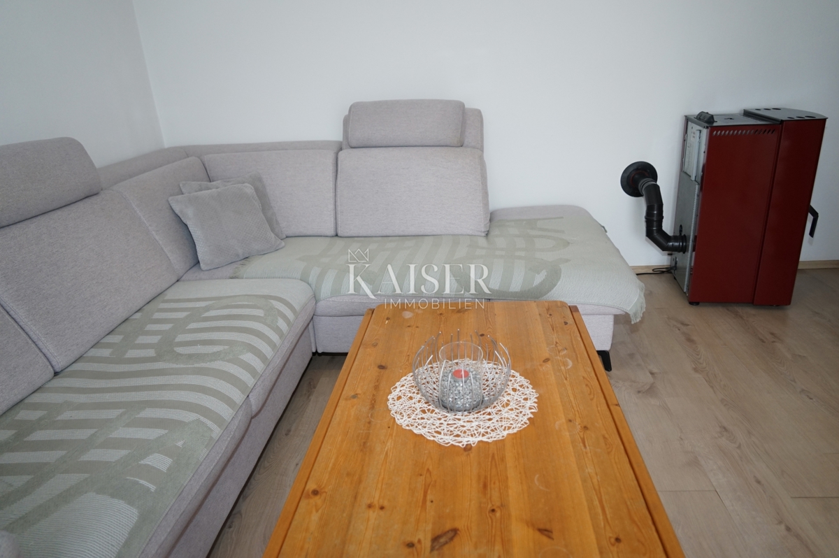 Istria - Parenzo, appartamento con 2 camere da letto, posizione eccellente, a 400 m dal mare