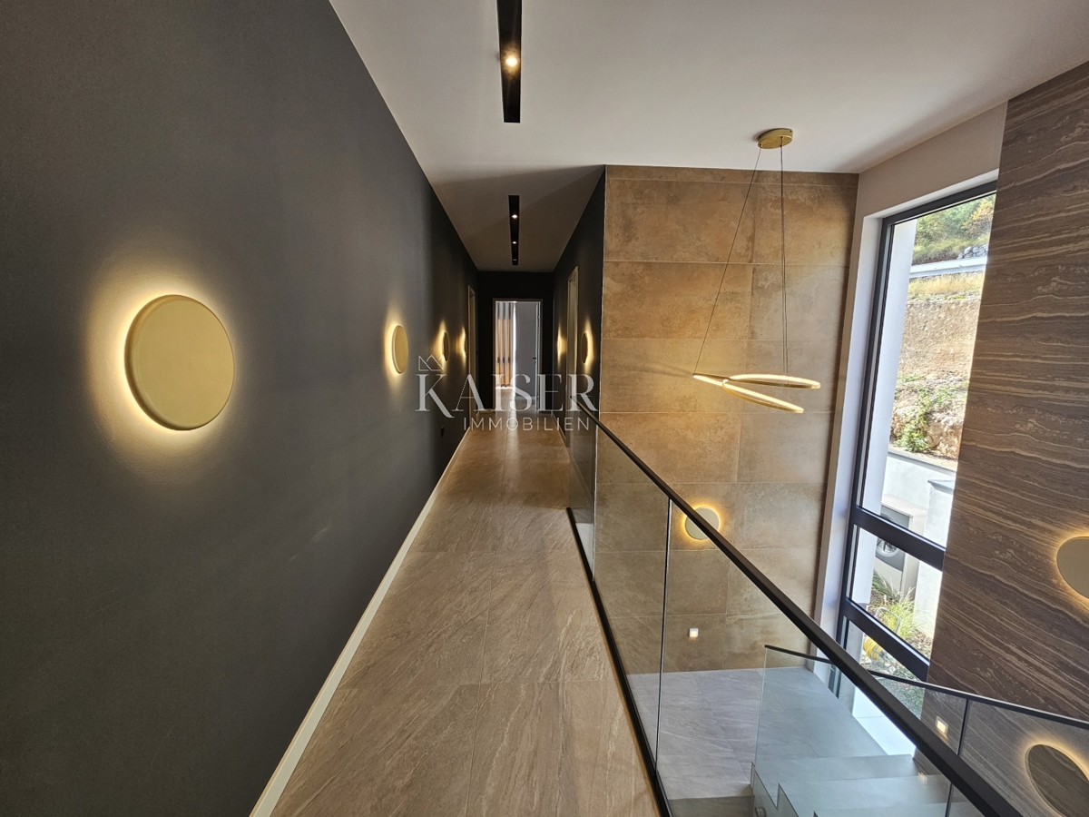 Abbazia, dintorni - villa di lusso 340m2 con piscina