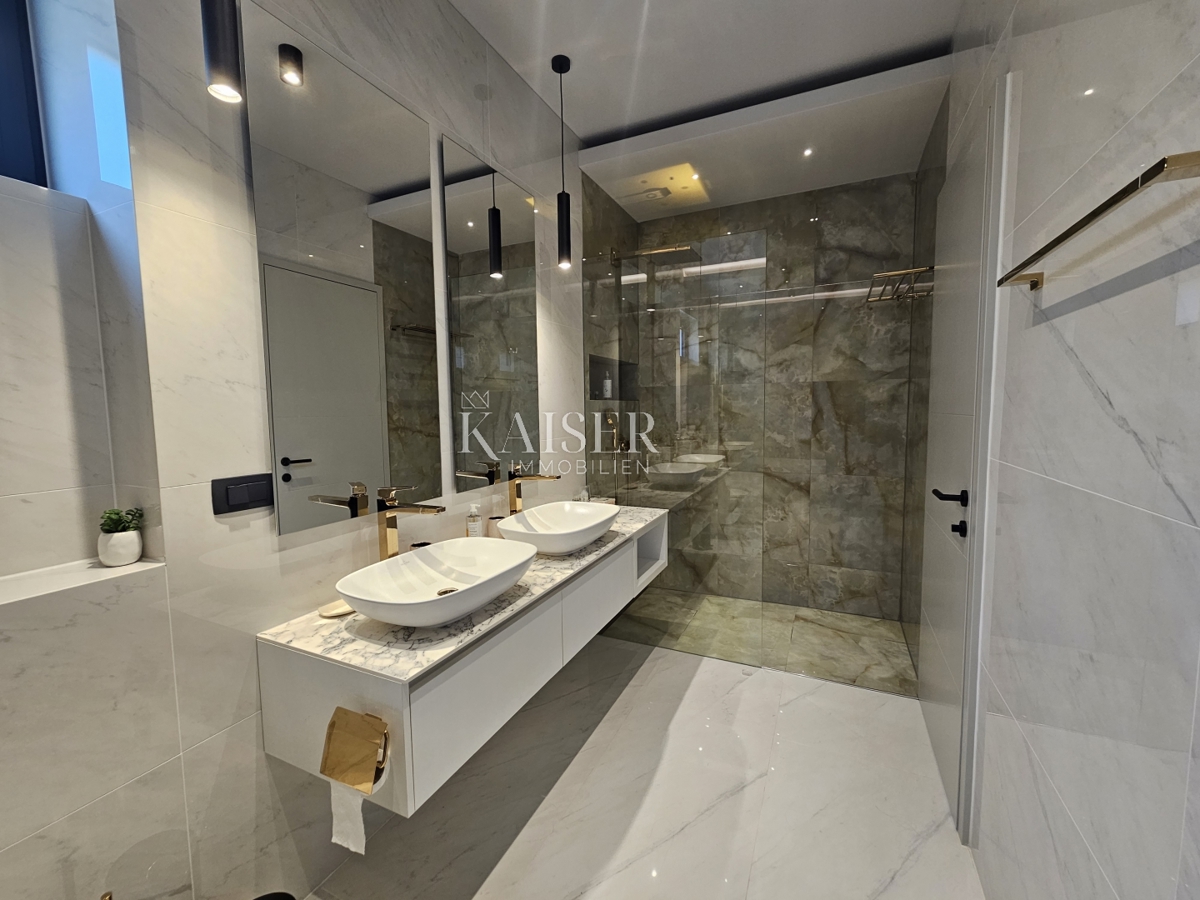 Abbazia, dintorni - villa di lusso 340m2 con piscina